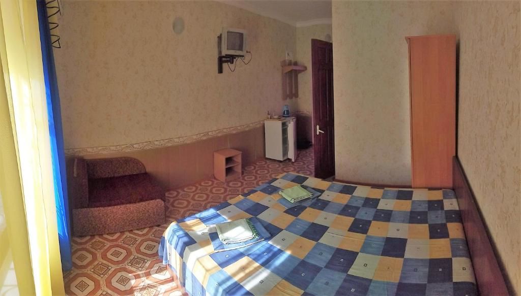 Гостевой дом Розовый домик Саки-66