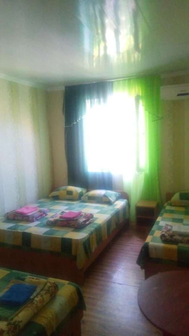 Гостевой дом Розовый домик Саки-16