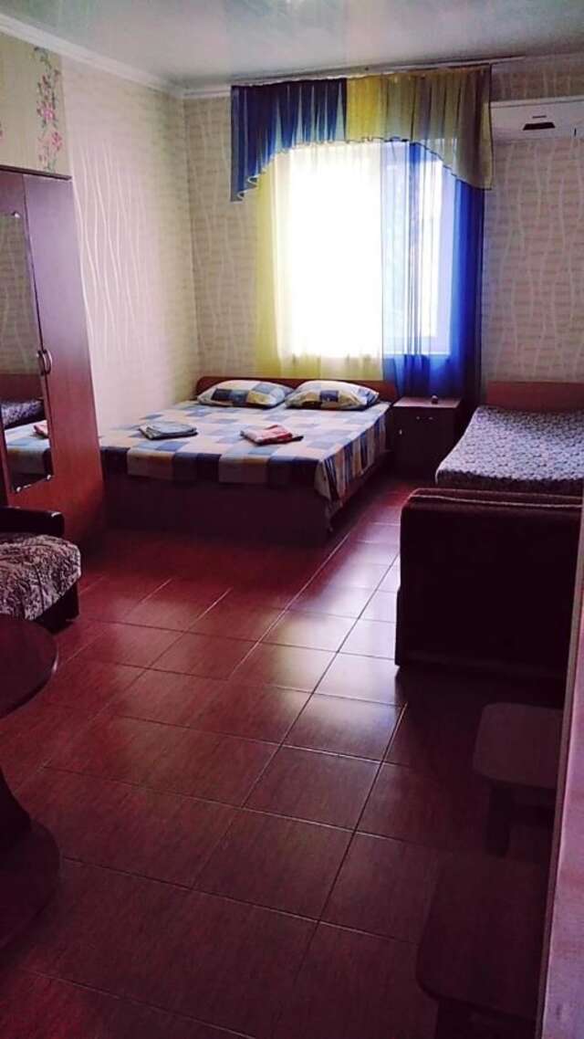 Гостевой дом Розовый домик Саки-4