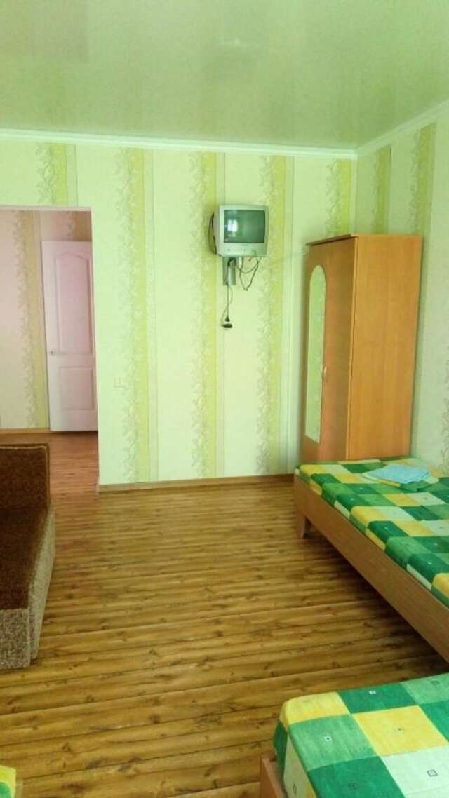 Гостевой дом Розовый домик Саки-28